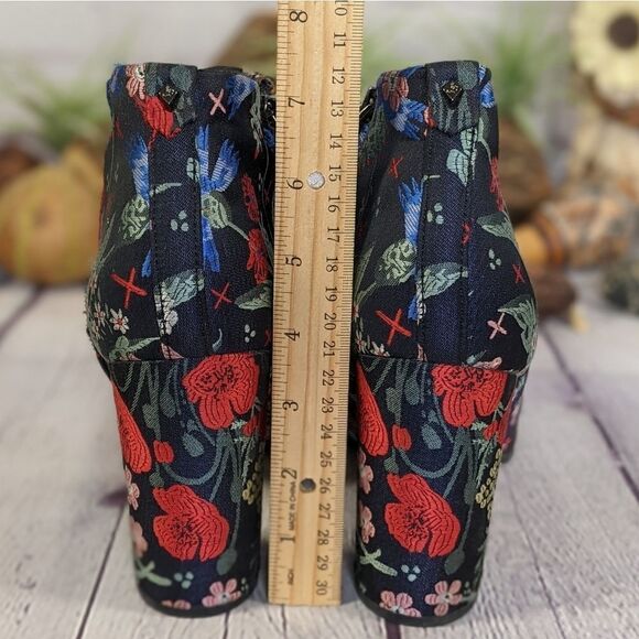 SAM EDELMAN CAMBELL FLORAL BROCADE BOOTIES - Picture 5 of 9